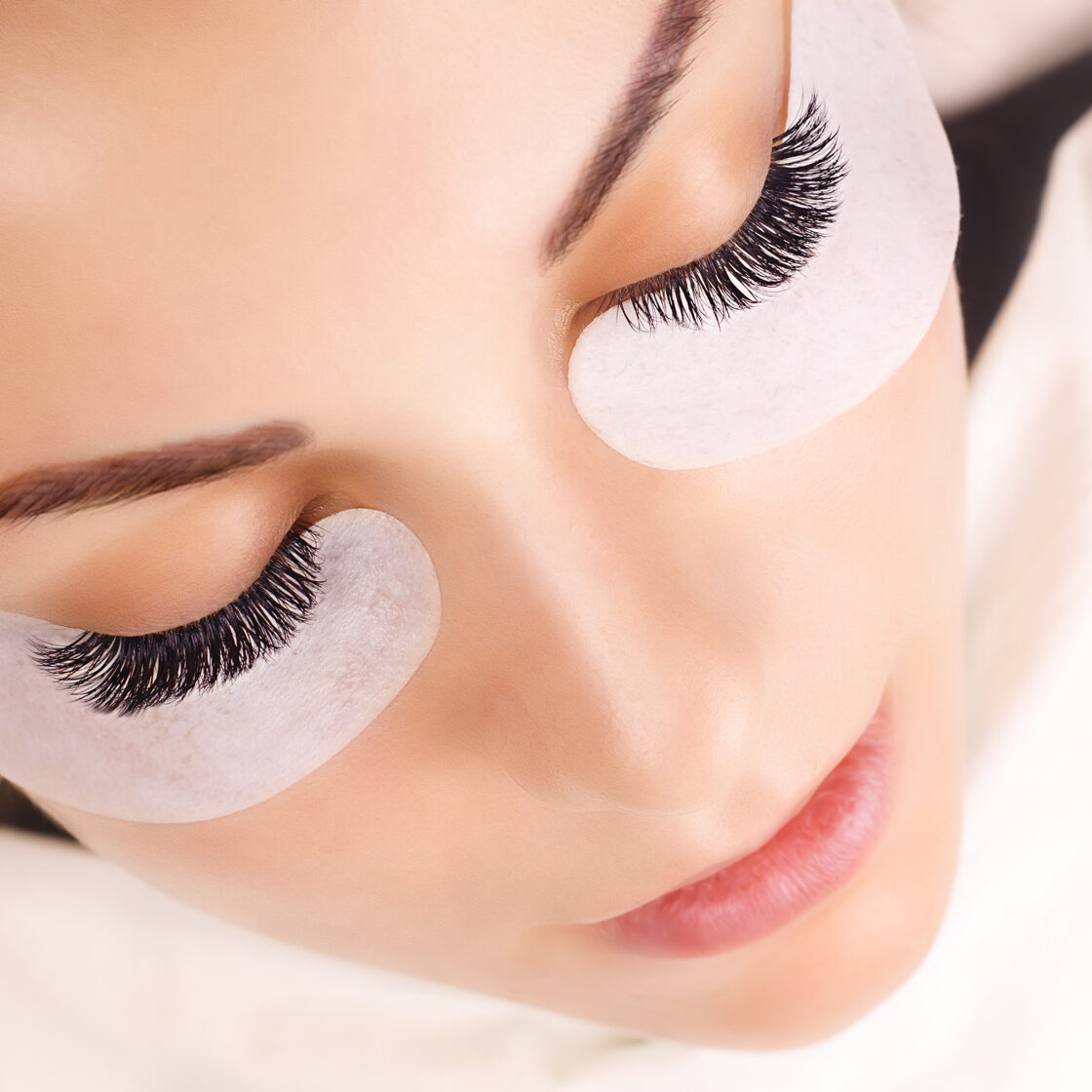 eyelash-extension-procedure-woman-eye-with-long-eyelashes.jpg